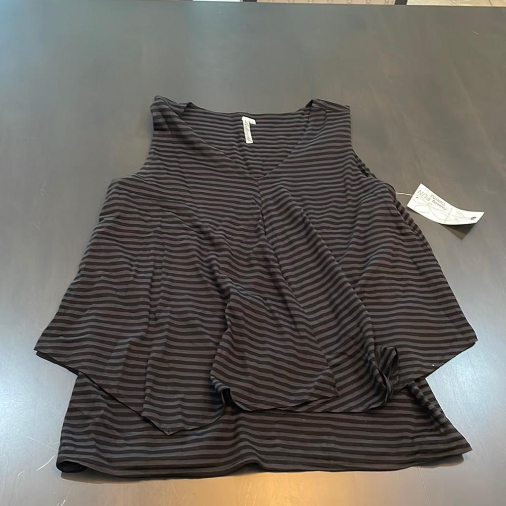 Striped flowy tank